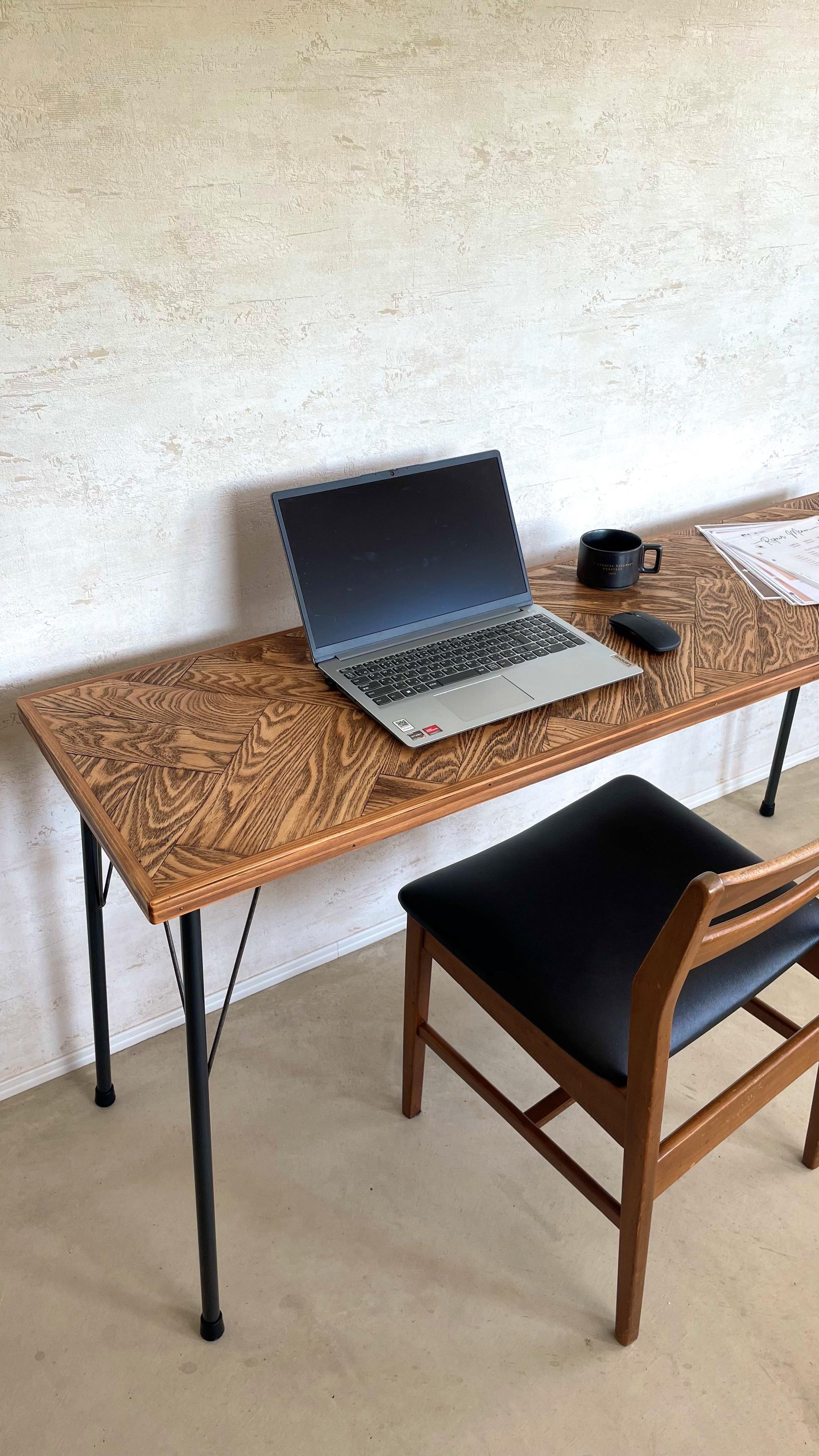 ヘリンボーンPCデスク W1,500×D450 アイアン脚 鉄脚 ダイニングテーブル 店舗什器